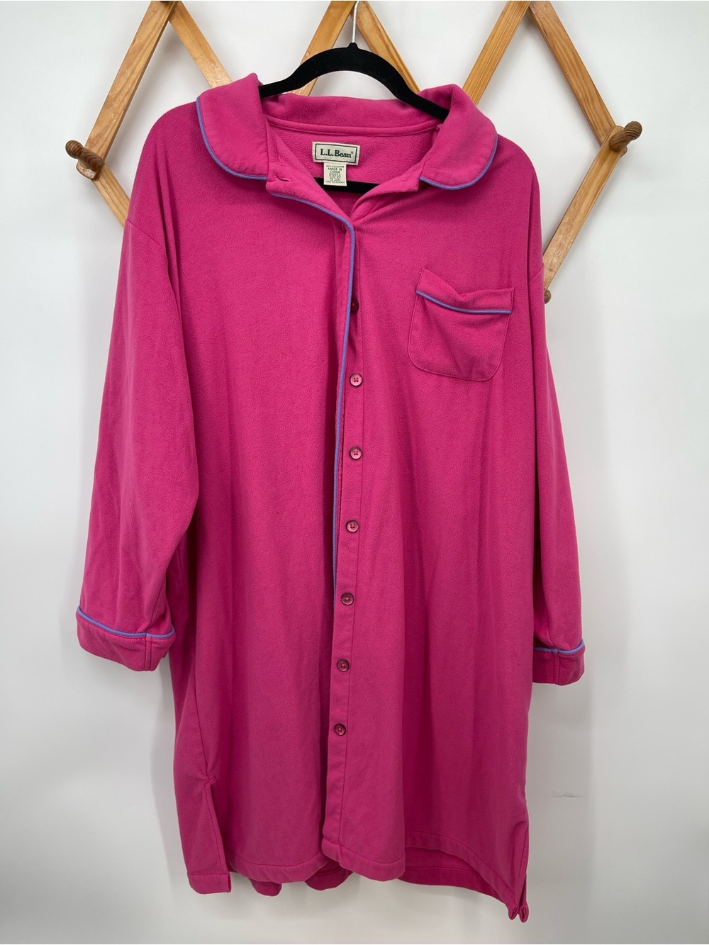 ⭐️L.L. Bean Women's Fuchsia Fleece Nightshirt